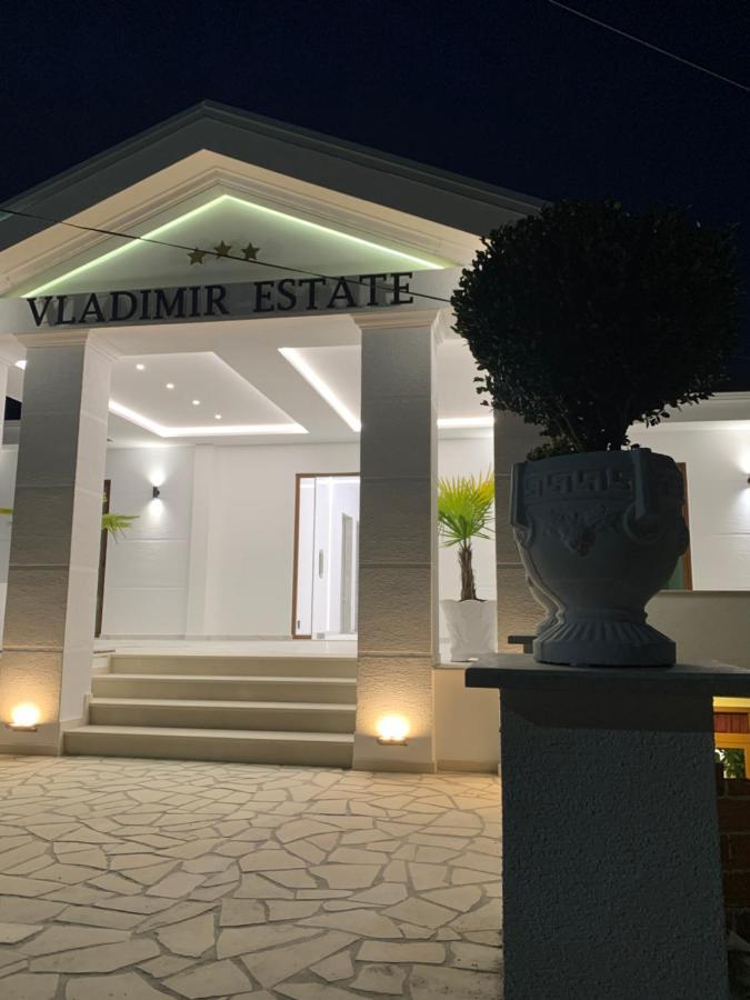 Vladimir Estate Hotel จีโรคาสเตอร์ ภายนอก รูปภาพ